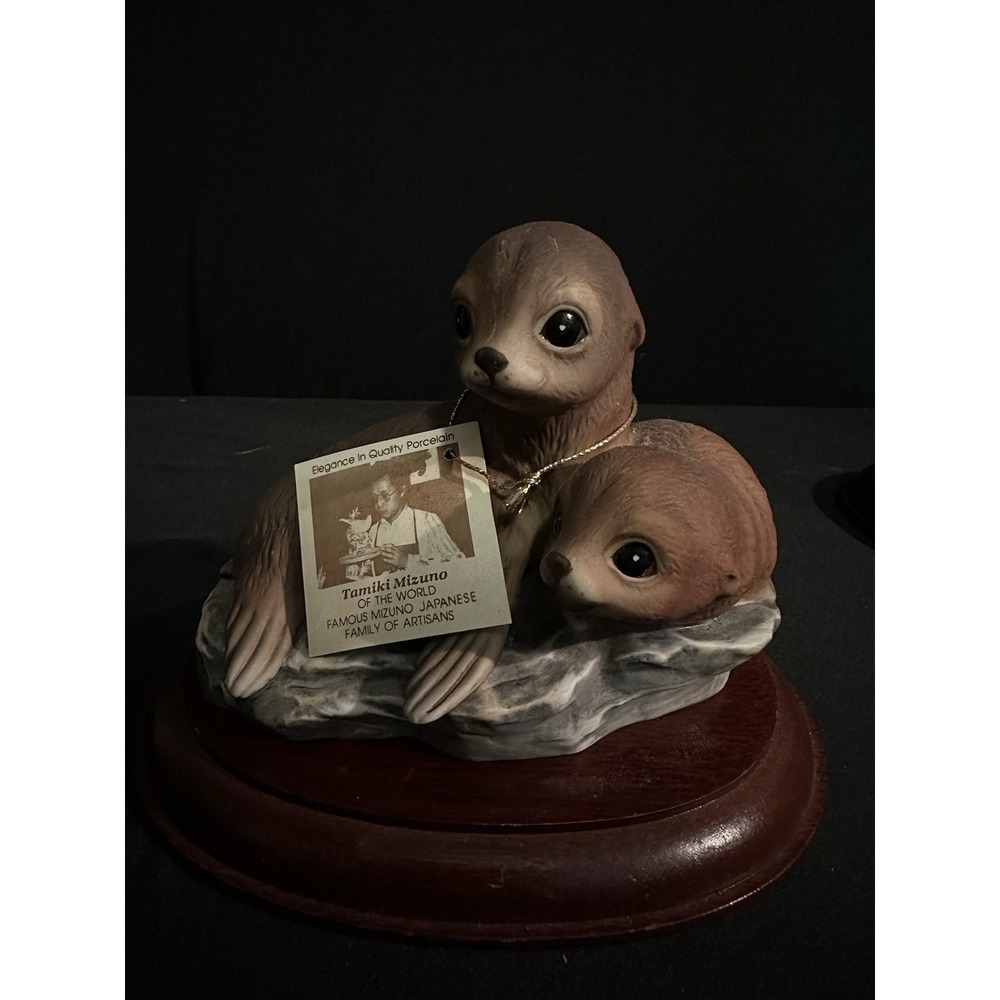 Masterpiece by HOMCO 2 Baby Seals On A Rock Figurine 1981 Vintage‎